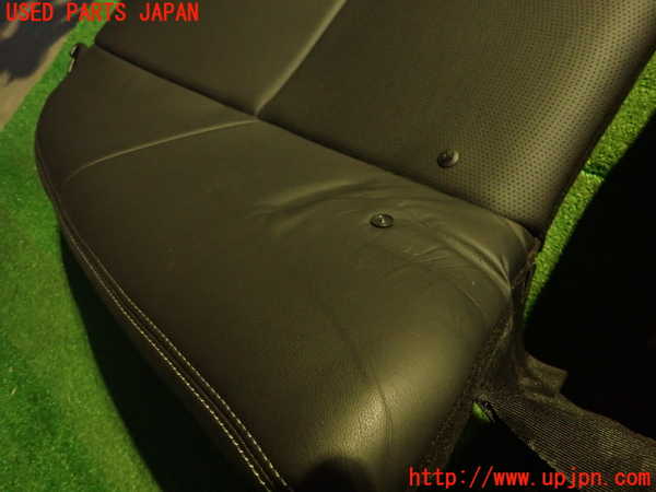 2UPJ-9234057385]スカイライン(ZV37)リアシート 中古_2
