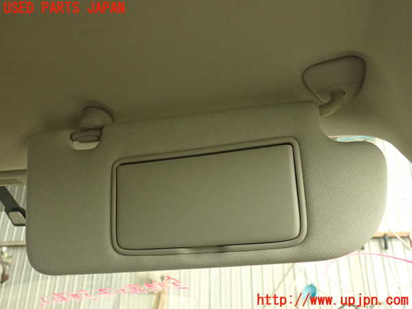2UPJ-9234057625]スカイライン(ZV37)室内サンバイザー右側 中古_3