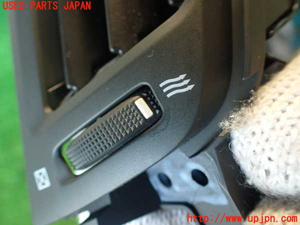 2UPJ-9234057526]スカイライン(ZV37)エアコン吹き出し口1 (真中) 中古_3