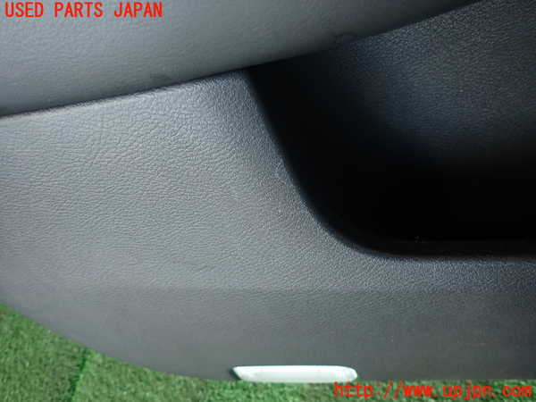 2UPJ-9234051264]スカイライン(ZV37)左前ドア内張り 中古_3