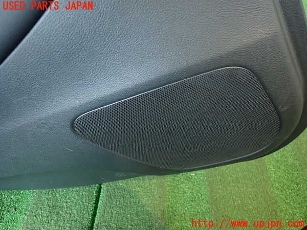 2UPJ-9234051324]スカイライン(ZV37)左後ドア内張り 中古_4