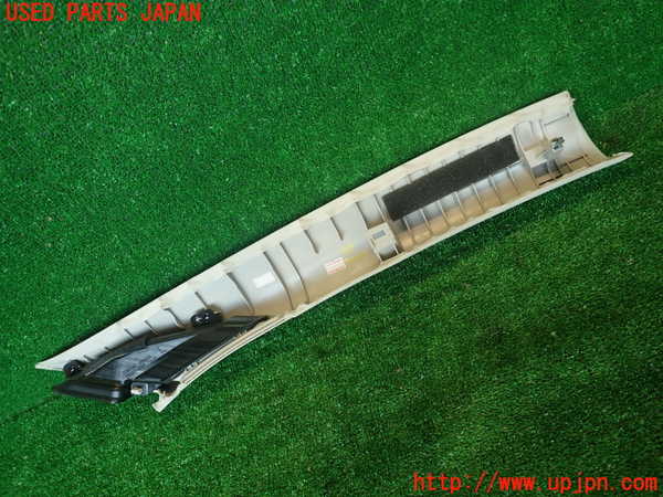 2UPJ-9234057660]スカイライン(ZV37)左フロントピラートリム 中古_3