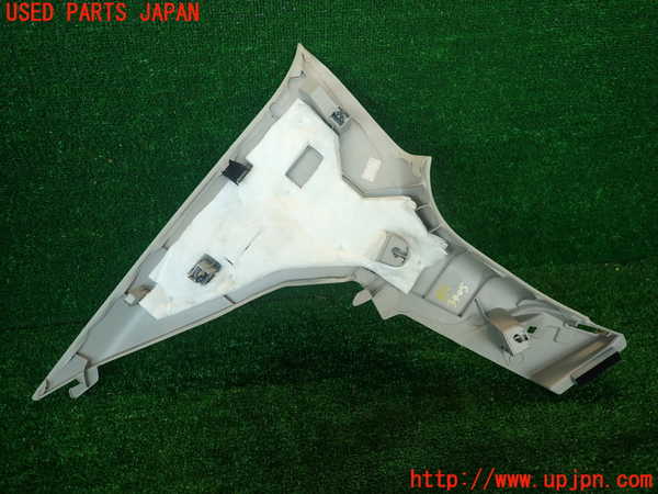 2UPJ-9234057675]スカイライン(ZV37)右リアピラートリム 中古_4