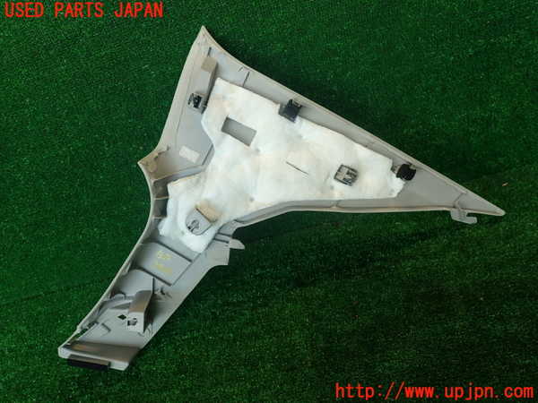 2UPJ-9234057680]スカイライン(ZV37)左リアピラートリム 中古_3