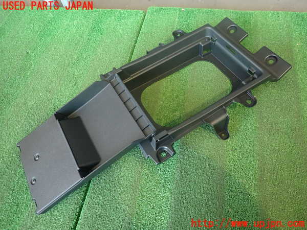 2UPJ-9234057693]スカイライン(ZV37)内装トリム類3 中古_2