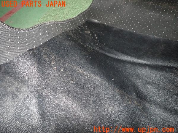 3UPJ=9234060634]BMW 218d グランツアラー(2E20 F46)純正 ラゲッジマット トレイ 中古_4