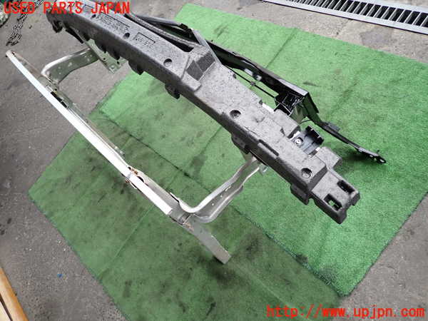 2UPJ-9234061041]BMW 218d グランツアラー(2E20)(F46)コアサポート 中古_2