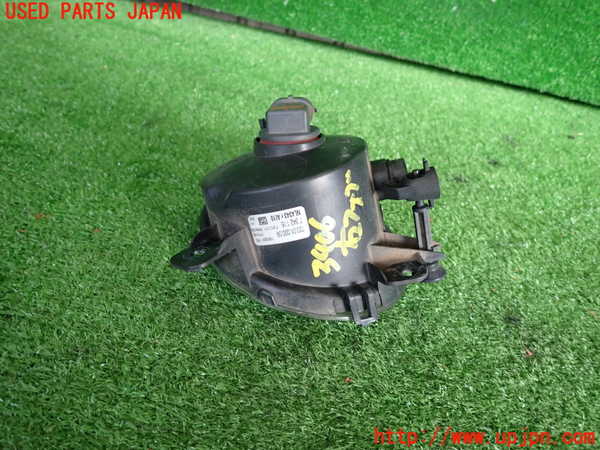 2UPJ-9234061180]BMW 218d グランツアラー(2E20)(F46)右フォグ 中古_2