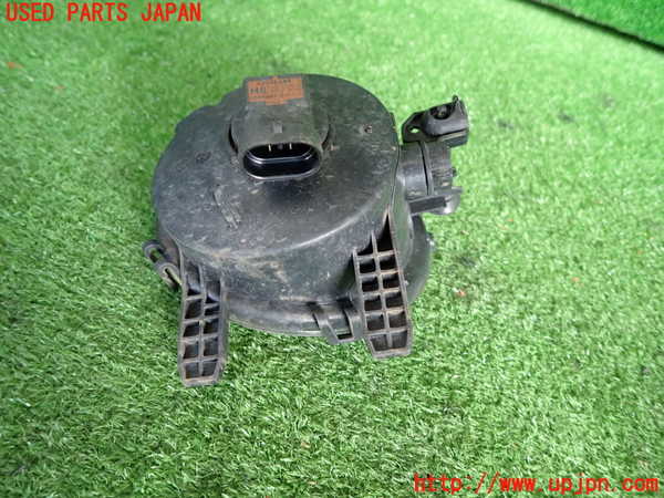 2UPJ-9234061182]BMW 218d グランツアラー(2E20)(F46)左フォグ 中古_3