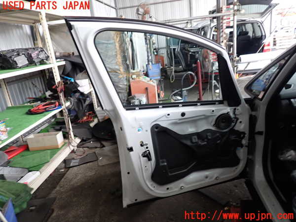 2UPJ-9234061260]BMW 218d グランツアラー(2E20)(F46)左前ドア 中古(43R-001735 M540)_4