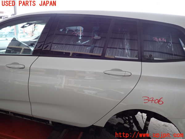 2UPJ-9234061320]BMW 218d グランツアラー(2E20)(F46)左後ドア 中古(43R-001734 M535)_2