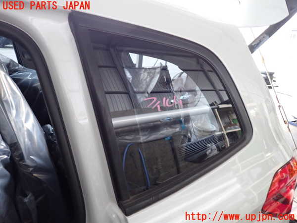 2UPJ-9234061382]BMW 218d グランツアラー(2E20)(F46)左クォーターガラス 中古(43R-0001734 M532)_2