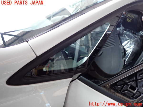2UPJ-9234061202]BMW 218d グランツアラー(2E20)(F46)左フロント三角窓ガラス 中古(43R-001735 M540)_2