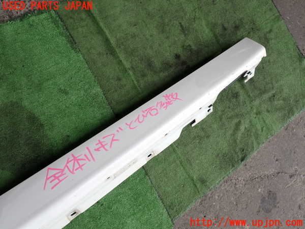 2UPJ-9234061390]BMW 218d グランツアラー(2E20)(F46)右サイドステップ 中古_2