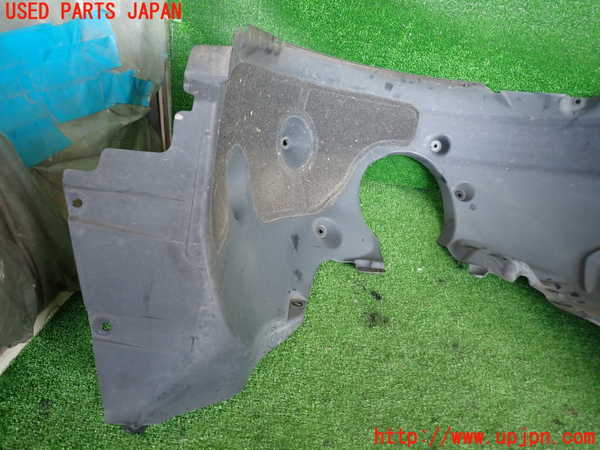 2UPJ-9234061090]BMW 218d グランツアラー(2E20)(F46)右前フェンダーライナー 中古_5