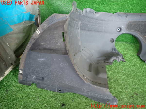 2UPJ-9234061092]BMW 218d グランツアラー(2E20)(F46)左前フェンダーライナー 中古_4