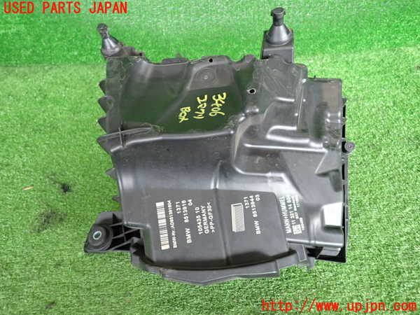 2UPJ-9234062560]BMW 218d グランツアラー(2E20)(F46)エアクリーナーボックス 中古_5
