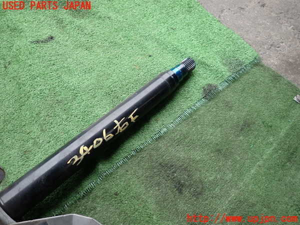 2UPJ-9234064010]BMW 218d グランツアラー(2E20)(F46)右フロントドライブシャフト 中古_4