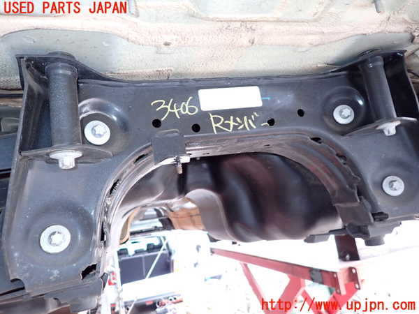 2UPJ-9234065295]BMW 218d グランツアラー(2E20)(F46)リアメンバー 中古_2