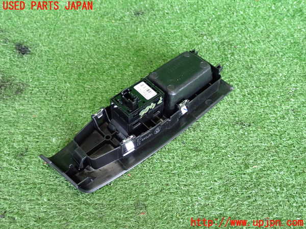 2UPJ-9234066245]BMW 218d グランツアラー(2E20)(F46)左前パワーウィンドウスイッチ 中古_2