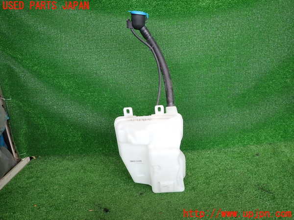 2UPJ-9234066791]BMW 218d グランツアラー(2E20)(F46)ウォッシャータンク1 中古_2