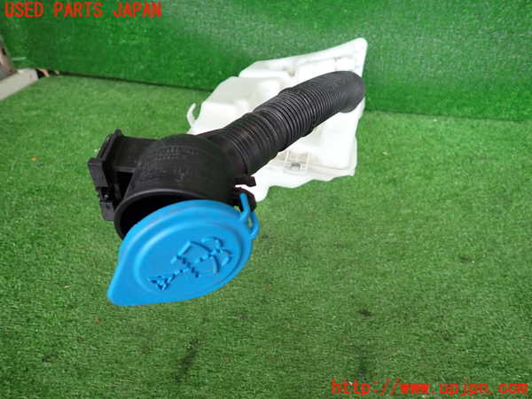 2UPJ-9234066791]BMW 218d グランツアラー(2E20)(F46)ウォッシャータンク1 中古_5