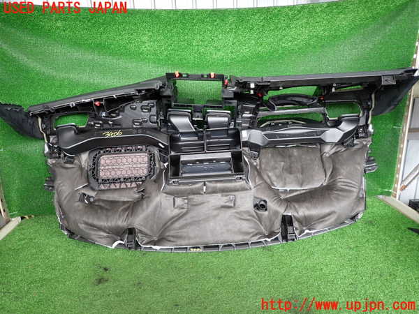 2UPJ-9234067505]BMW 218d グランツアラー(2E20)(F46)ダッシュボード 中古_5