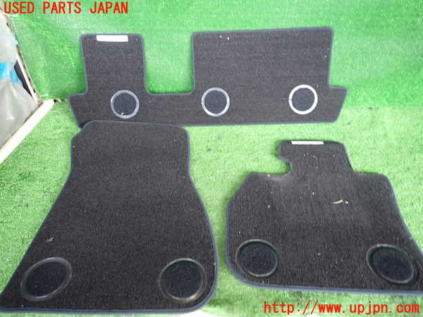 2UPJ-9234067800]BMW 218d グランツアラー(2E20)(F46)フロアマット 中古_4