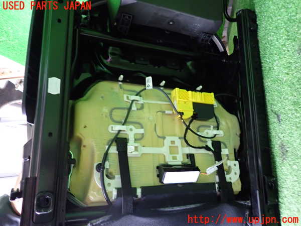 2UPJ-9234067035]BMW 218d グランツアラー(2E20)(F46)運転席シート 中古_5