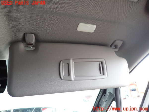 2UPJ-9234067625]BMW 218d グランツアラー(2E20)(F46)室内サンバイザー右側 中古_2