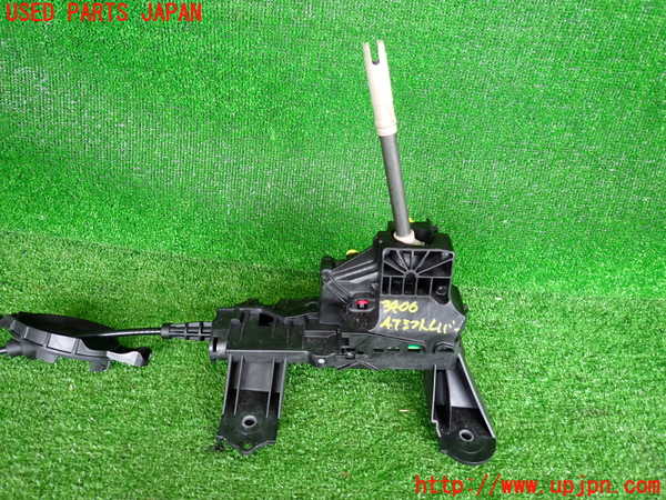 2UPJ-9234067555]BMW 218d グランツアラー(2E20)(F46)ATシフトレバー 中古_2
