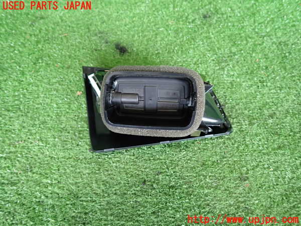 2UPJ-9234067526]BMW 218d グランツアラー(2E20)(F46)エアコン吹き出し口1 (右) 中古_3