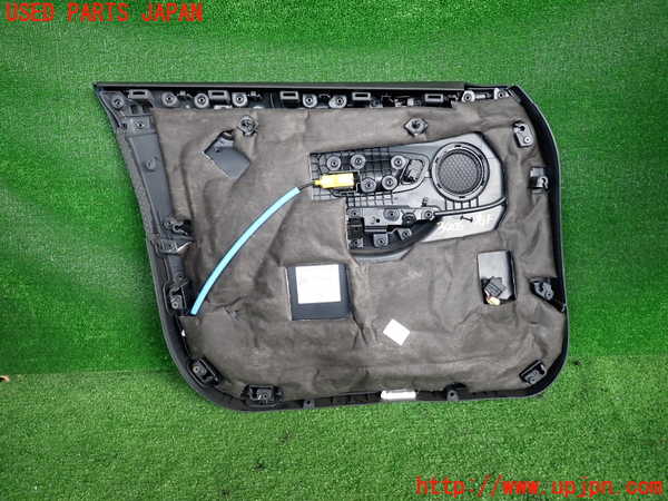2UPJ-9234061234]BMW 218d グランツアラー(2E20)(F46)右前ドア内張り 中古_2