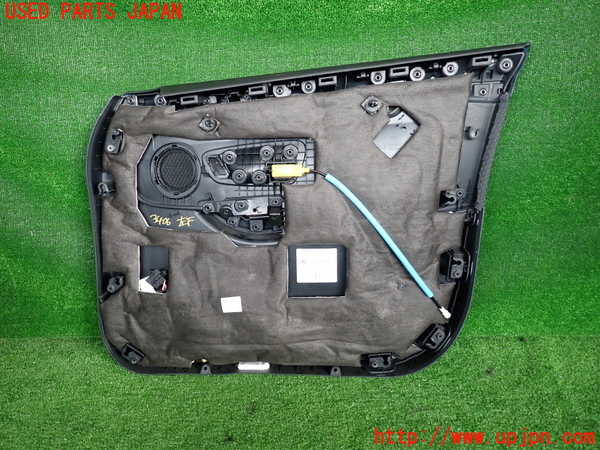 2UPJ-9234061264]BMW 218d グランツアラー(2E20)(F46)左前ドア内張り 中古_2