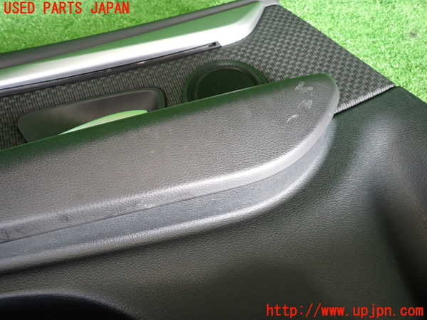 2UPJ-9234061324]BMW 218d グランツアラー(2E20)(F46)左後ドア内張り 中古_4