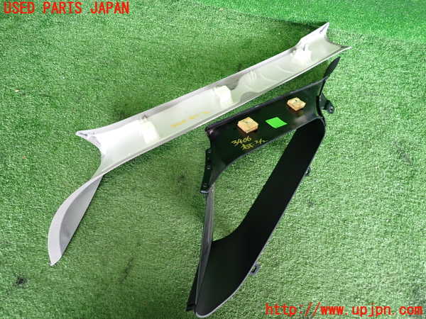 2UPJ-9234067655]BMW 218d グランツアラー(2E20)(F46)右フロントピラートリム 中古_2