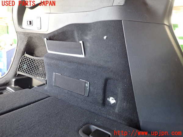 2UPJ-9234067680]BMW 218d グランツアラー(2E20)(F46)左リアピラートリム 中古_5