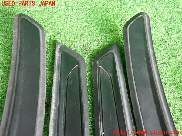 2UPJ-9234067740]BMW 218d グランツアラー(2E20)(F46)スカッフプレート 中古_2