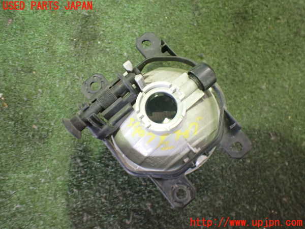 2UPJ-9234071182]スバル・XV HYBRID(GPE)左フォグ 中古_3