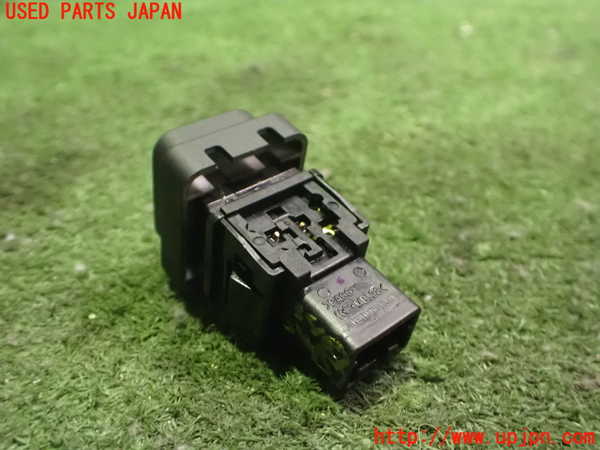 2UPJ-9234076310]スバル・XV HYBRID(GPE)スイッチ5 (VSC OFF) 中古_2