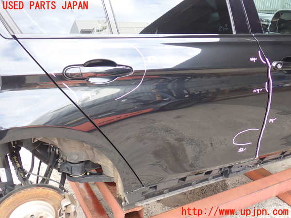 2UPJ-9234081290]BMW 320d(8C20)(F30)右後ドア 中古(43R-001735 M540)_3