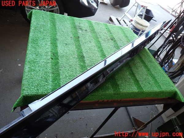 2UPJ-9234081392]BMW 320d(8C20)(F30)左サイドステップ 中古_4