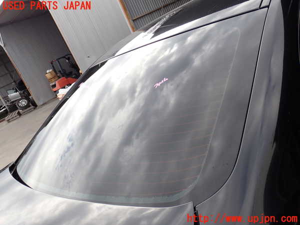2UPJ-9234081560]BMW 320d(8C20)(F30)リアガラス 中古(43R-00097 M311)_2