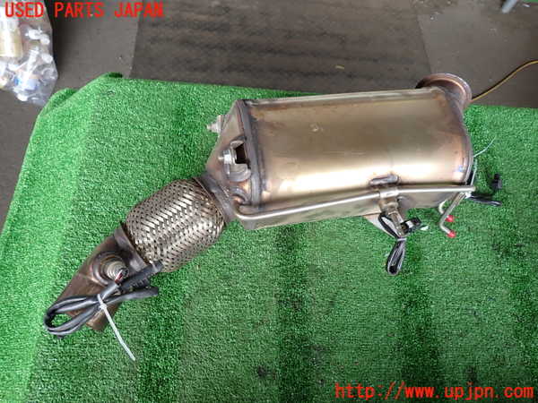 2UPJ-9234082661]BMW 320d(8C20)(F30)触媒1 中古_3