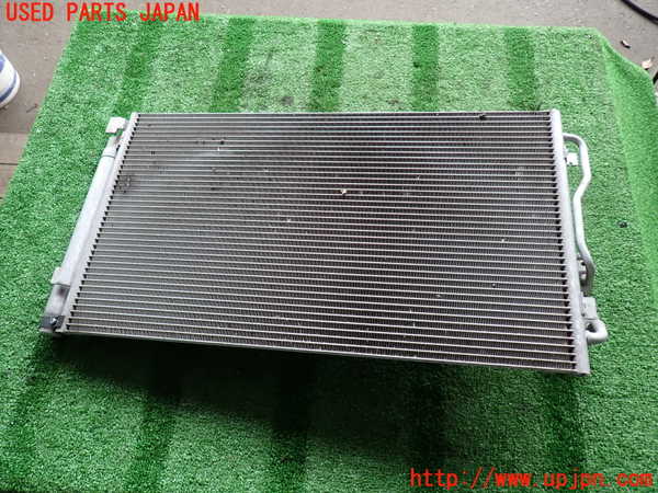 2UPJ-9234086031]BMW 320d(8C20)(F30)エアコンコンデンサー1 中古_2