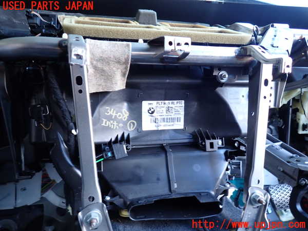 2UPJ-9234086081]BMW 320d(8C20)(F30)エバポレーター1 中古_3