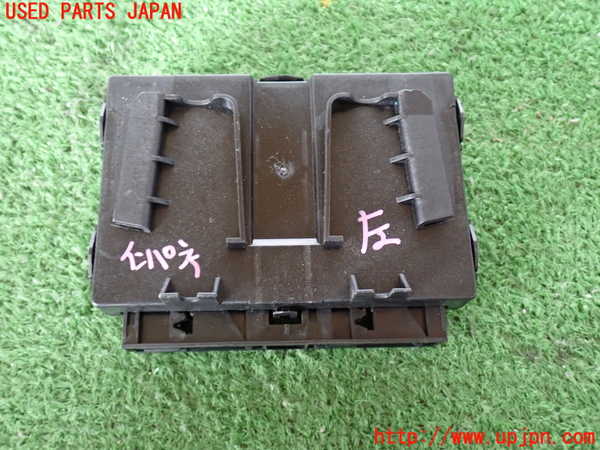 2UPJ-9234086149]BMW 320d(8C20)(F30)コンピューター4 中古_3