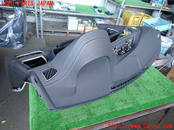 2UPJ-9234087505]BMW 320d(8C20)(F30)ダッシュボード 中古_3