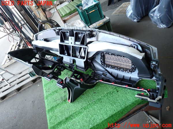 2UPJ-9234087505]BMW 320d(8C20)(F30)ダッシュボード 中古_5