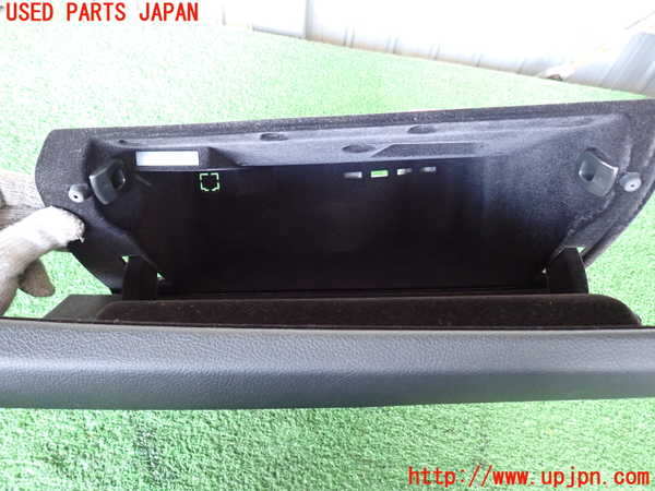 2UPJ-9234087516]BMW 320d(8C20)(F30)グローブボックス1 中古_3